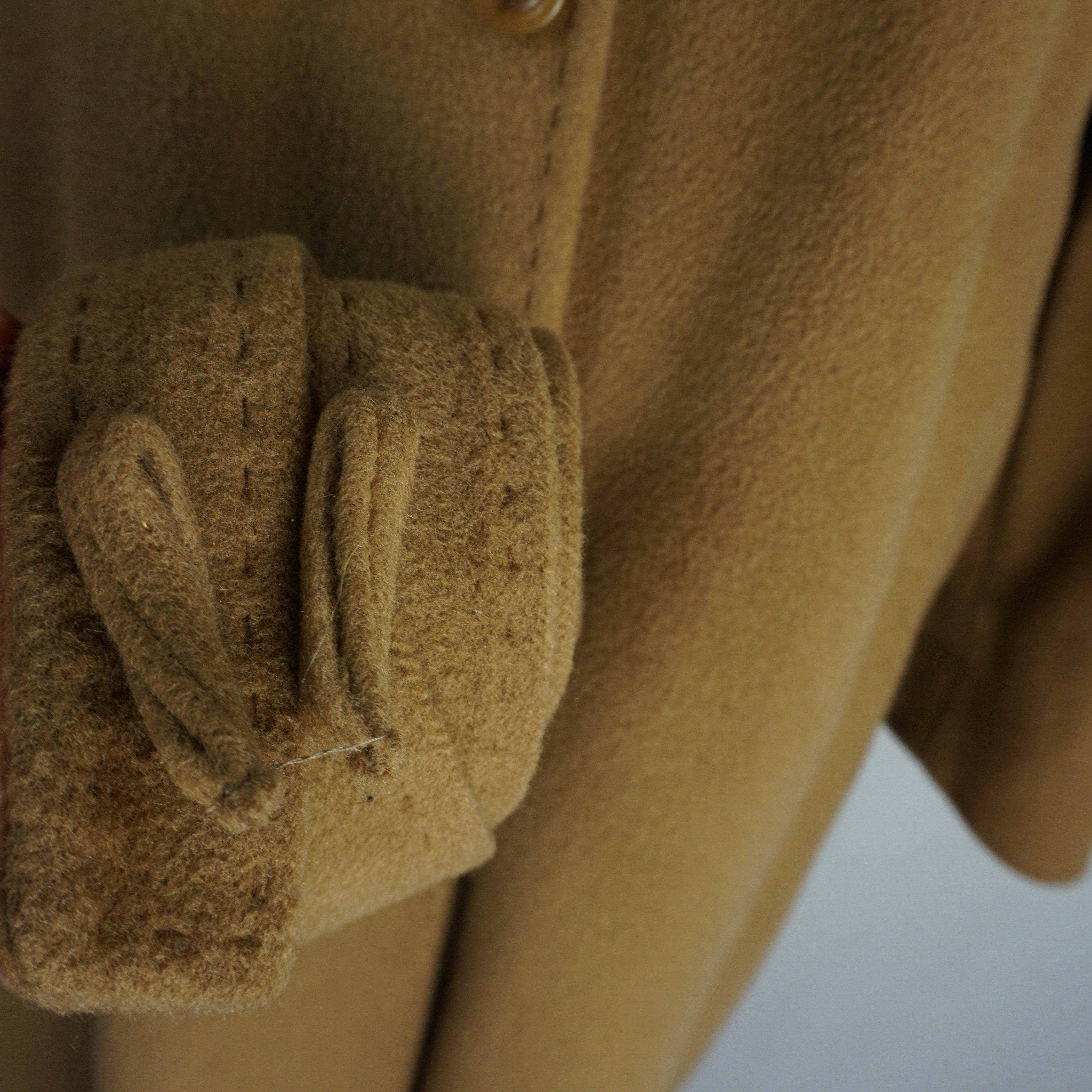 Wollmantel mit Pelzkragen 46