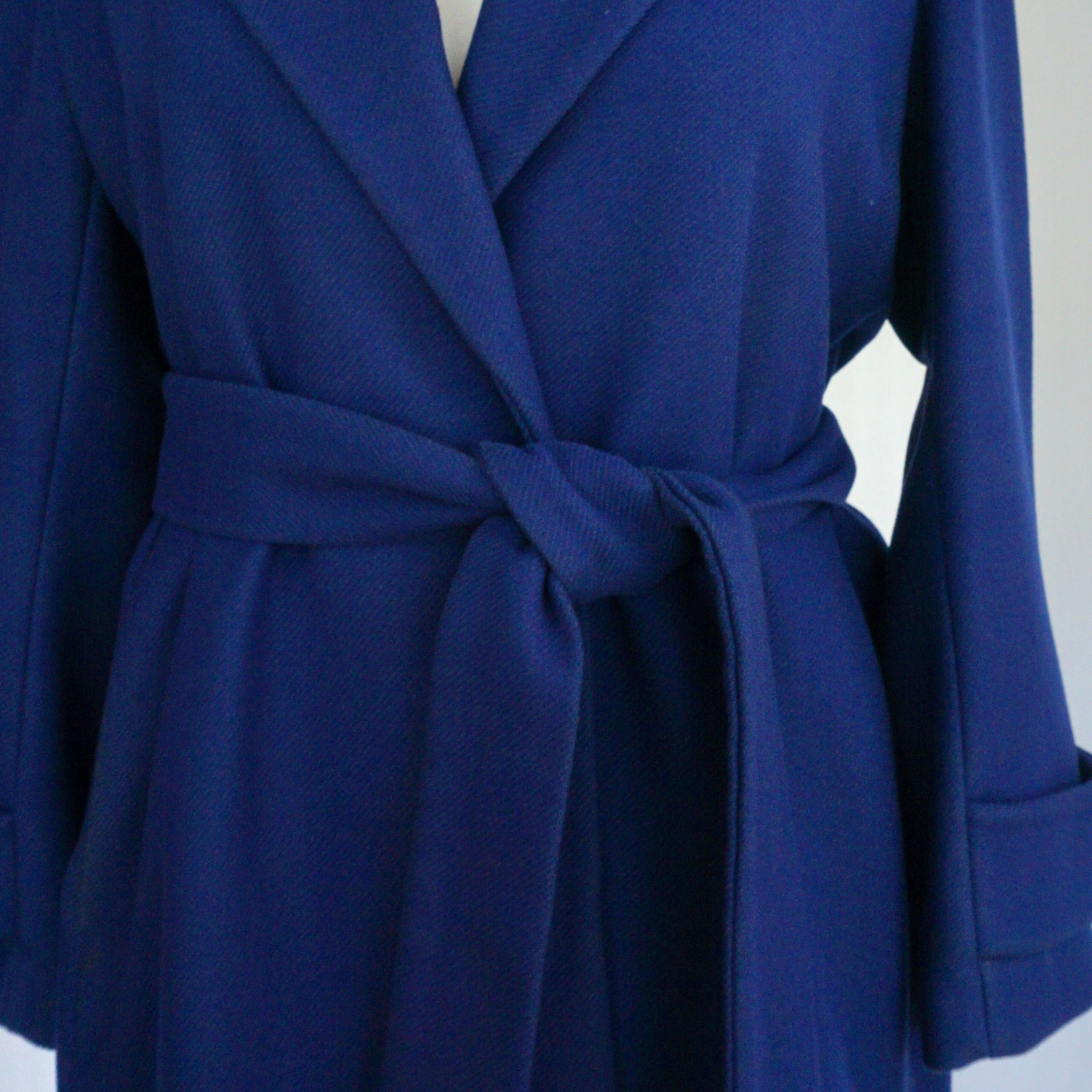 Mantel aus Wollgemisch 46