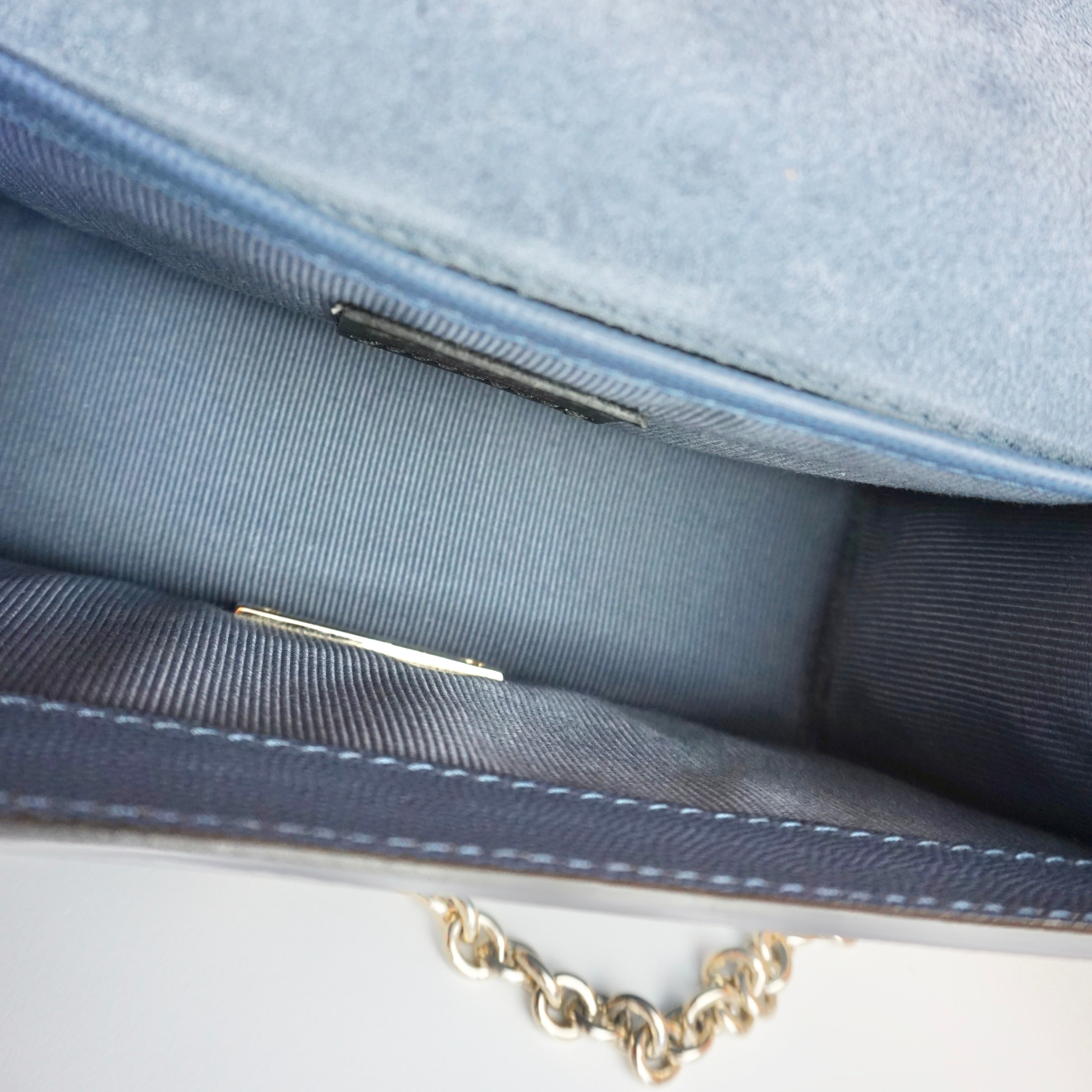 Crossbody Tasche