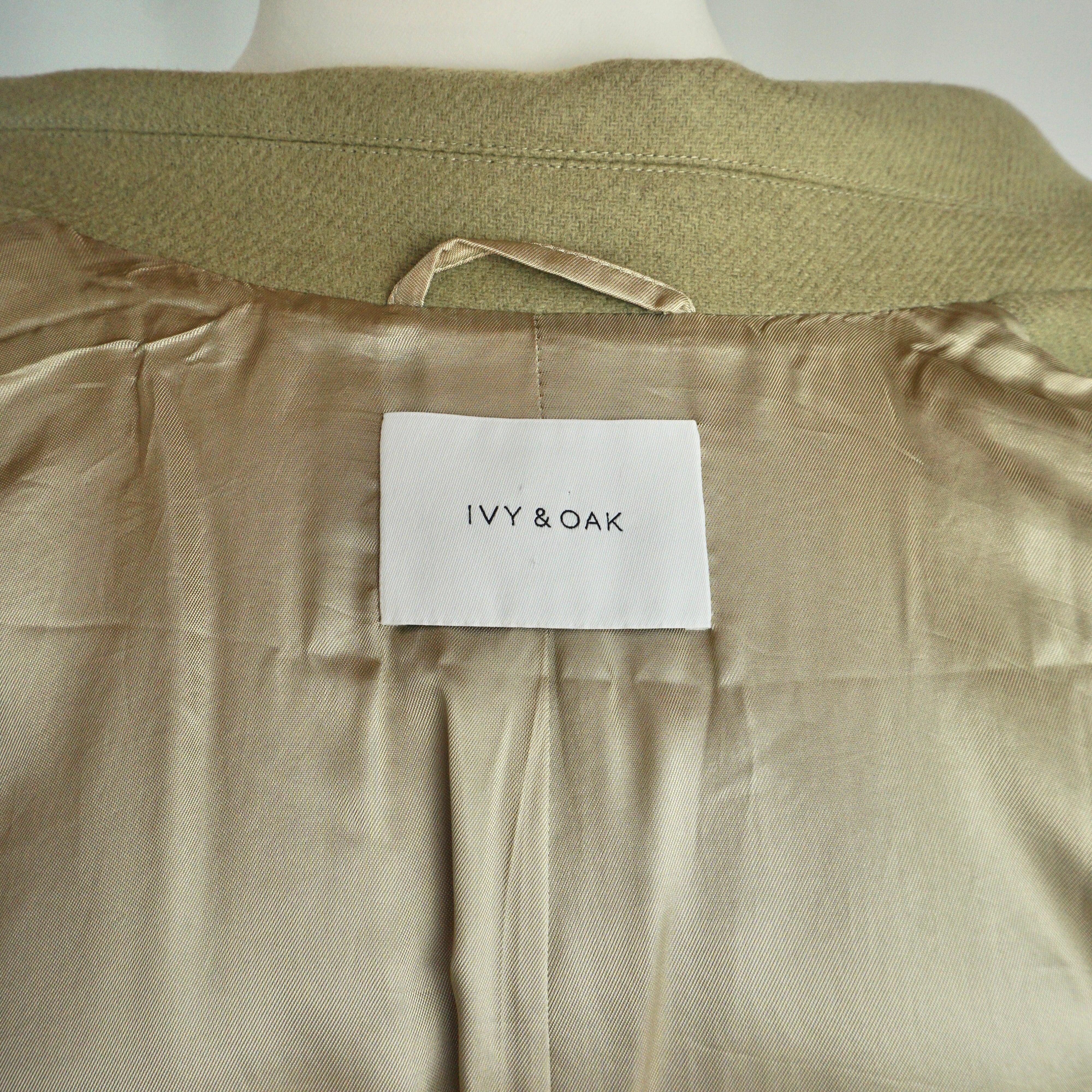 Mantel aus Wollgemisch 46