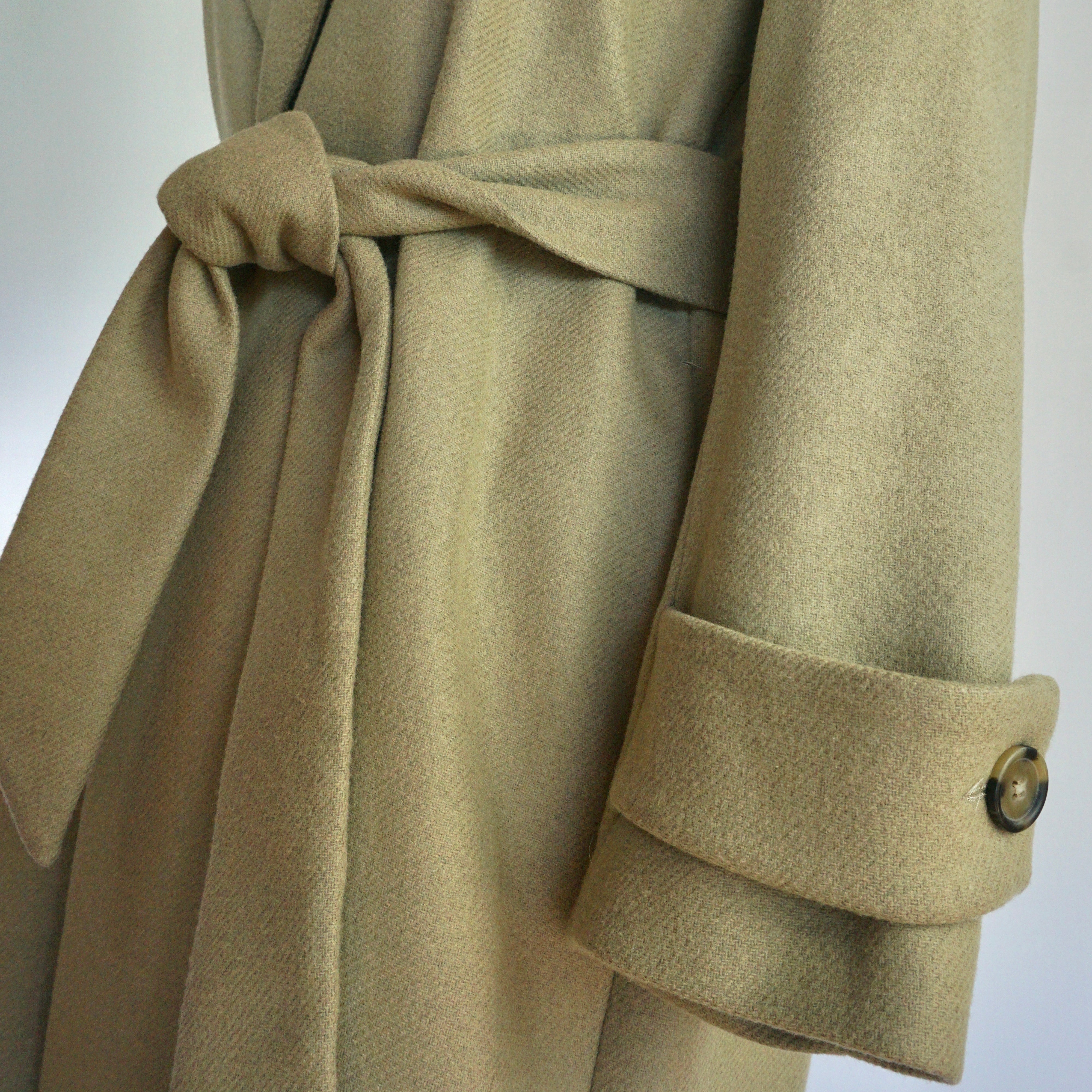 Mantel aus Wollgemisch 46