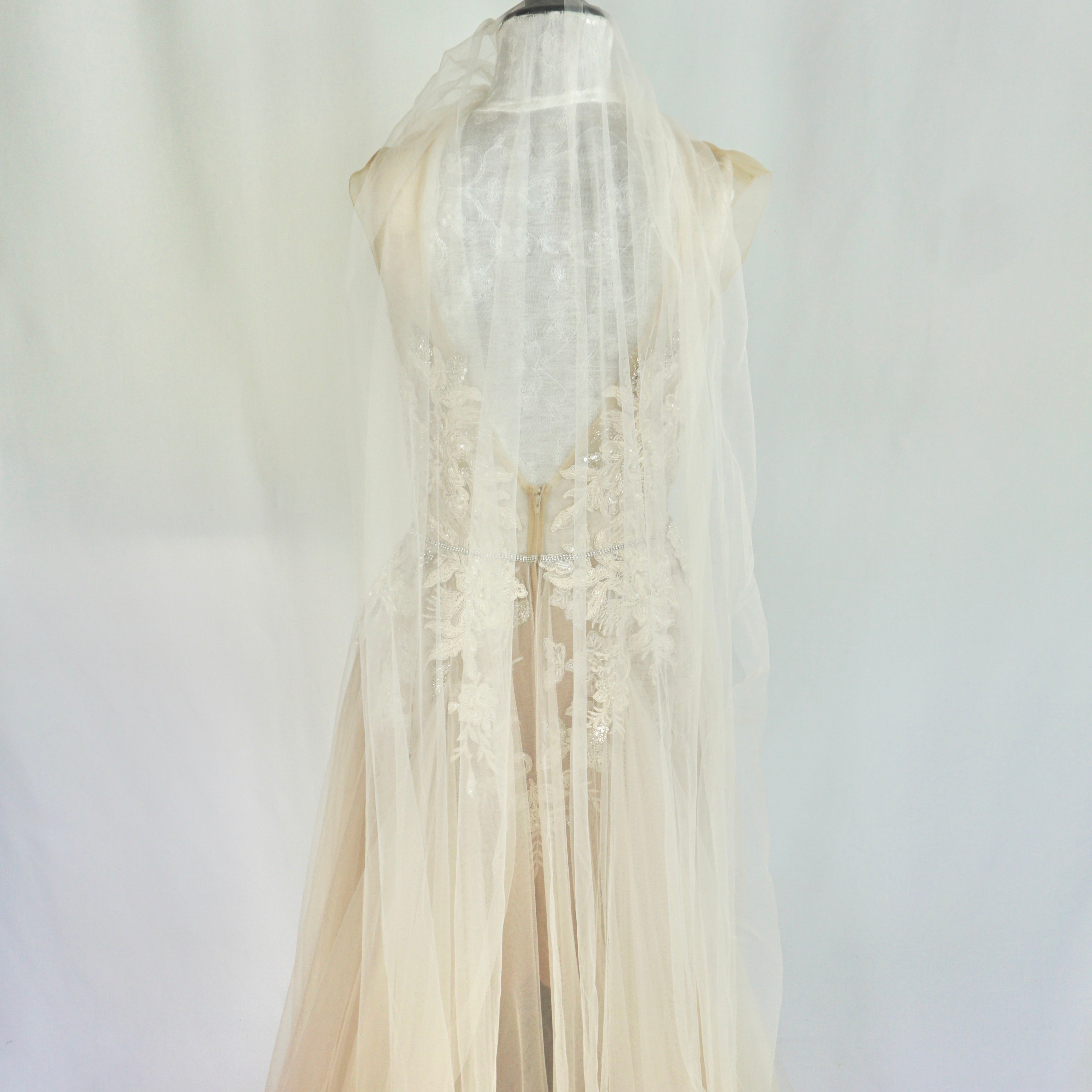 Brautkleid  „Ivone“ 42/44