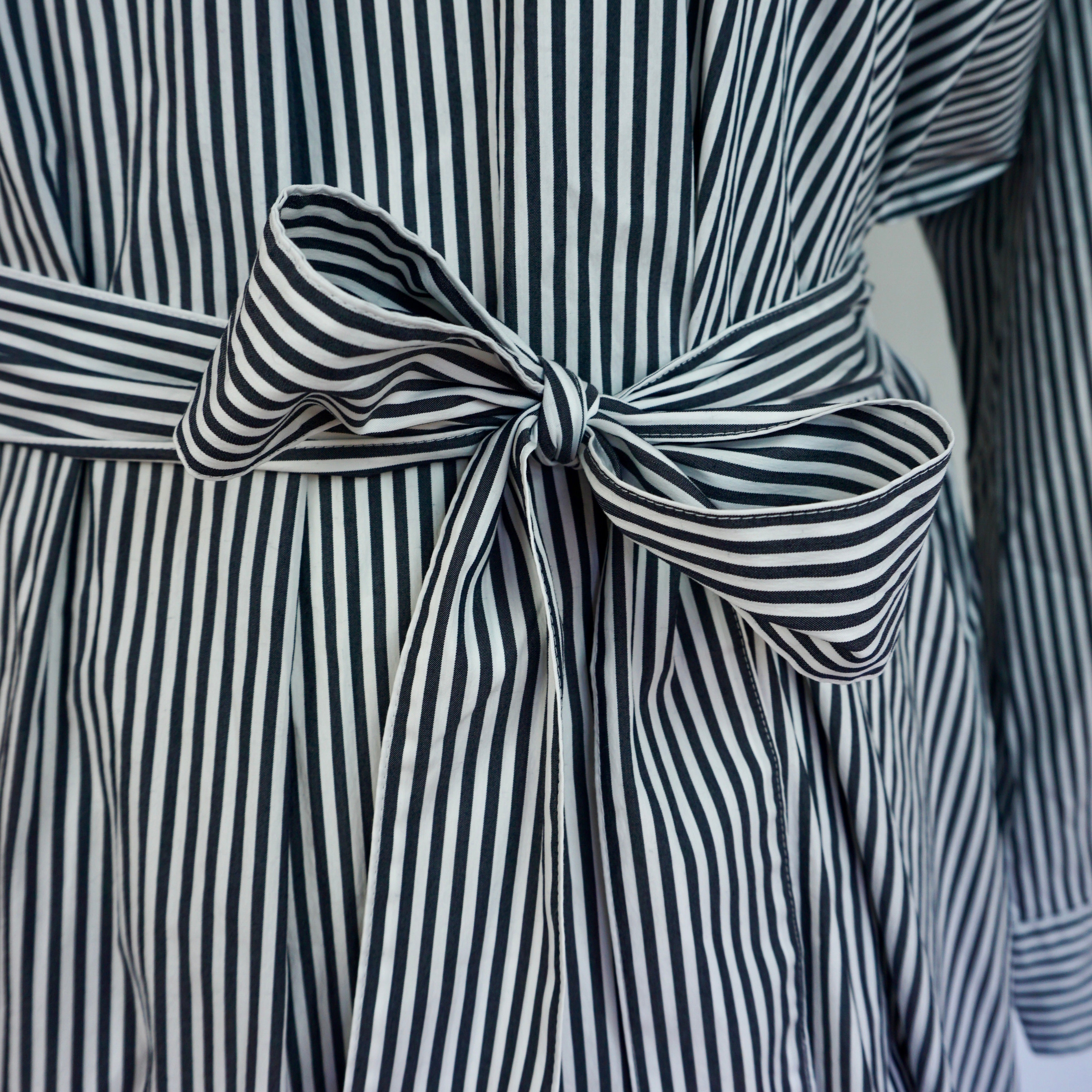 Gestreiftes Hemdblusenkleid 46