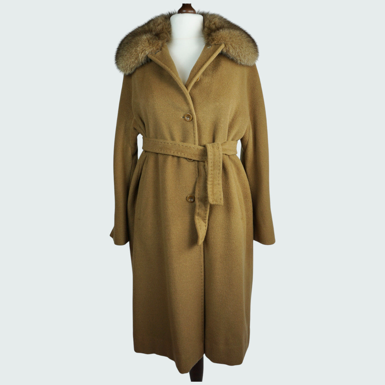 Wollmantel mit Pelzkragen 46