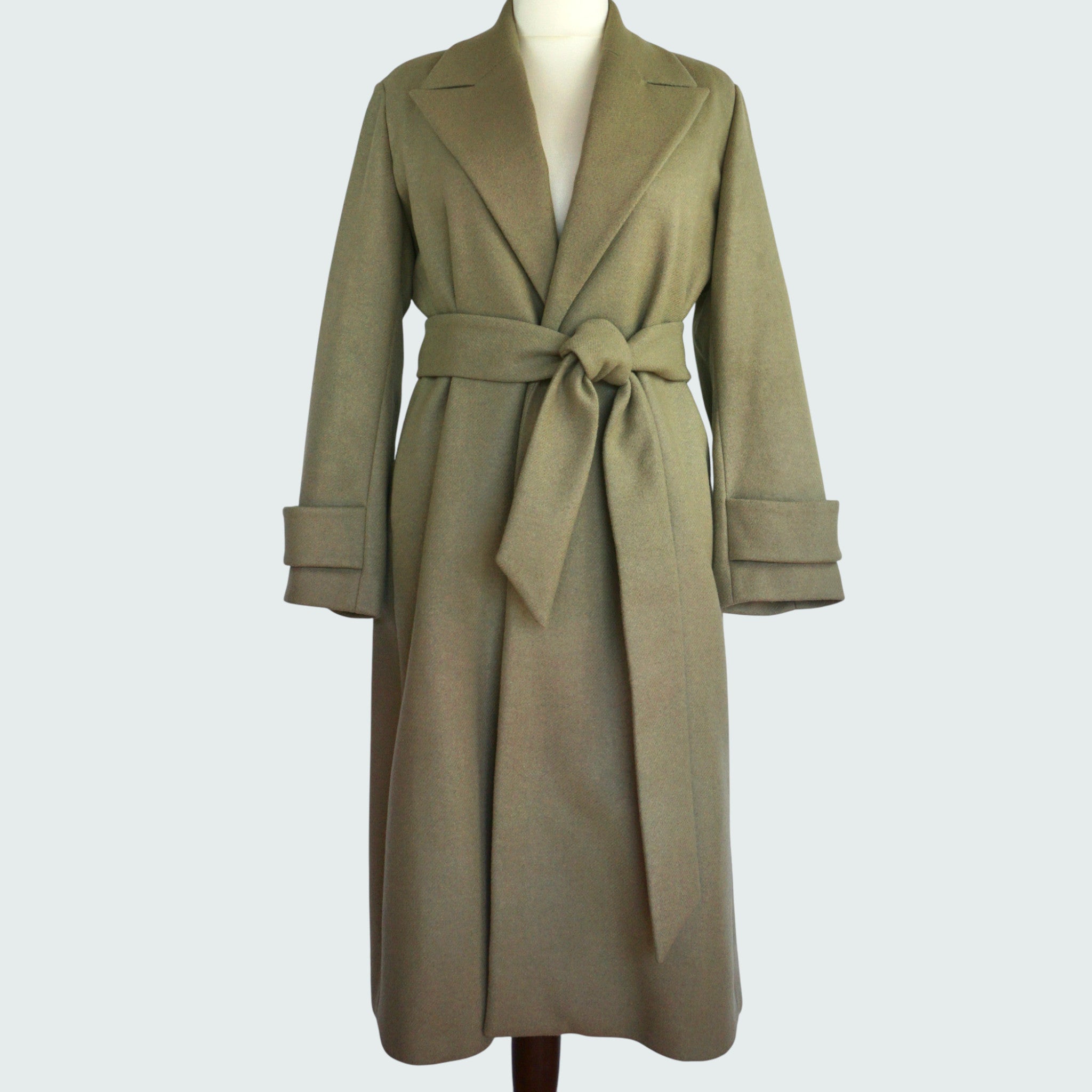 Mantel aus Wollgemisch 46