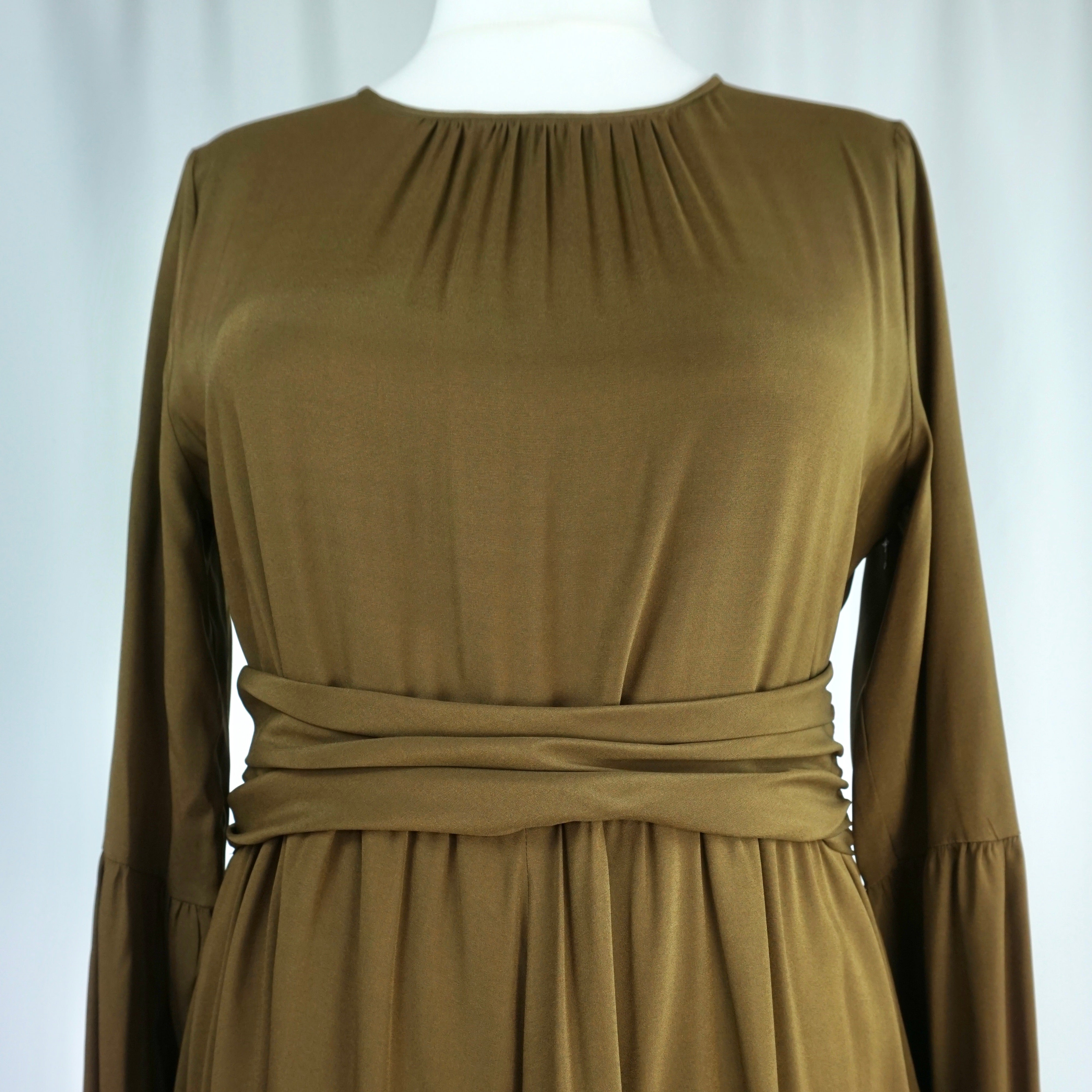 Midikleid aus Seide 44
