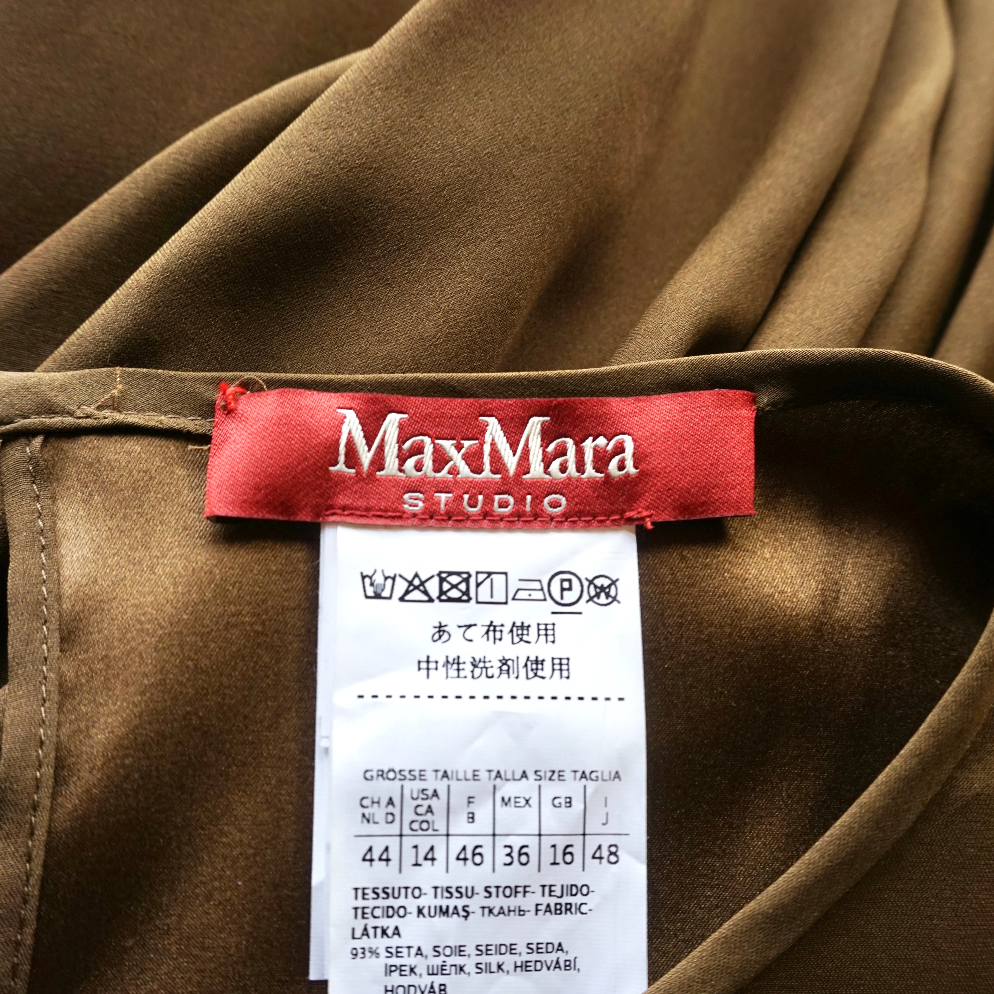 Midikleid aus Seide 44