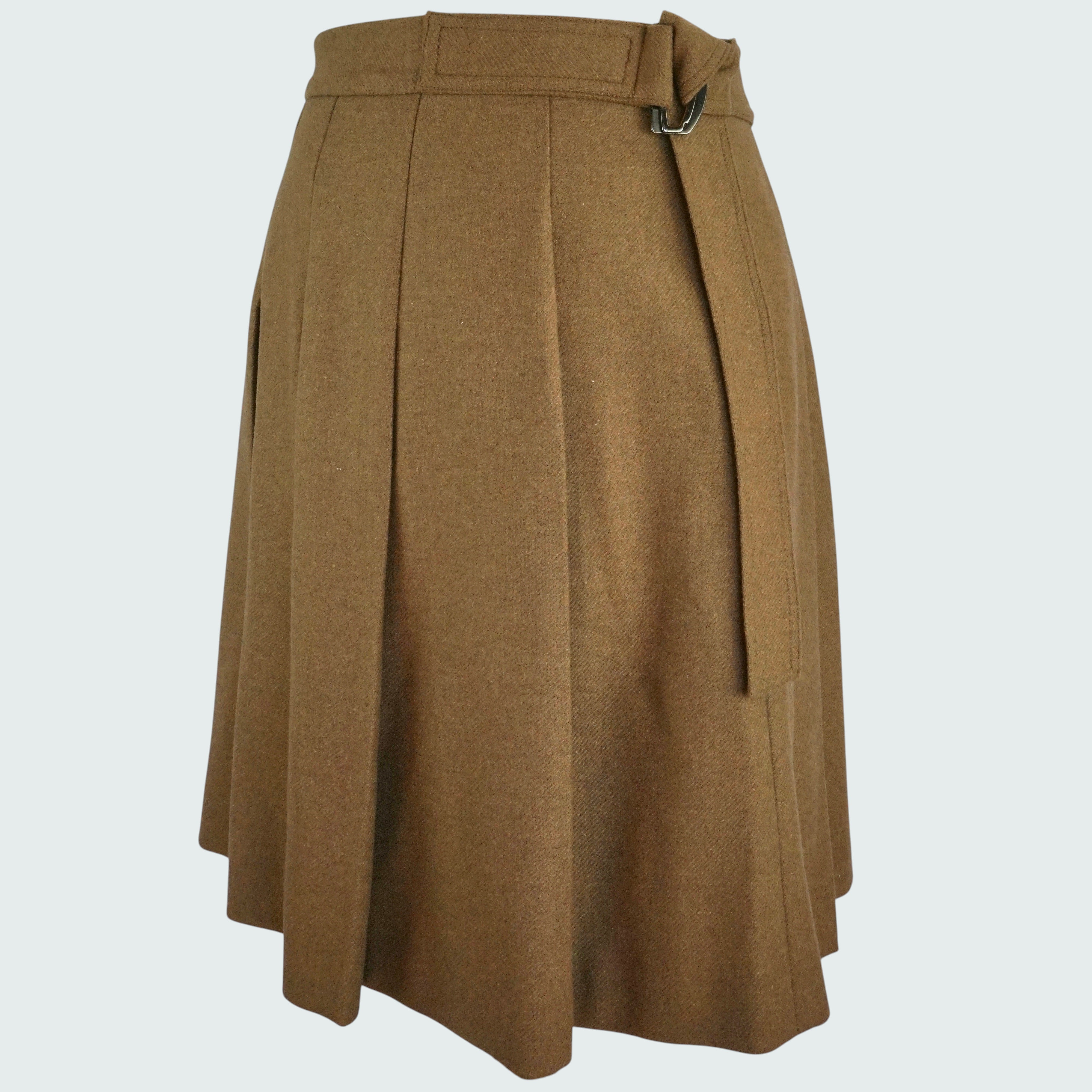 Faltenrock aus Wolle 42